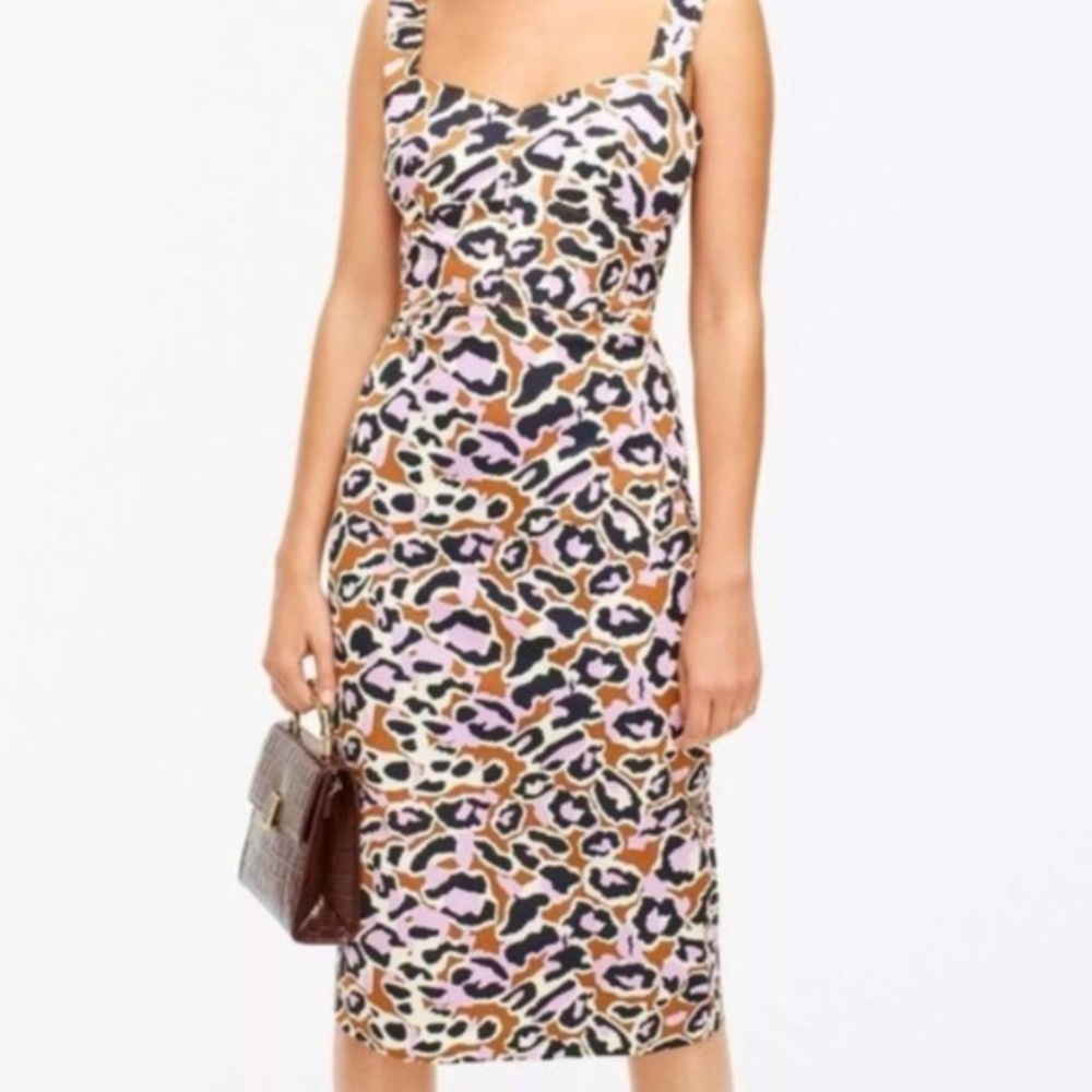 Gorgeous Jcrew Cheetah print stretch search, worn once!